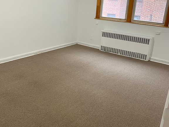 4th image of 4163 150th St Floor 2