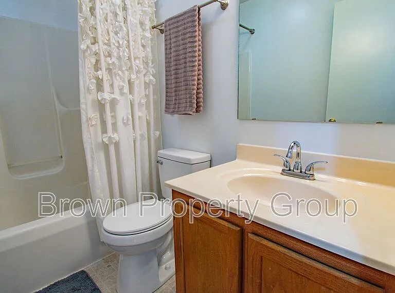 20 N Hillside Dr — Photo 11