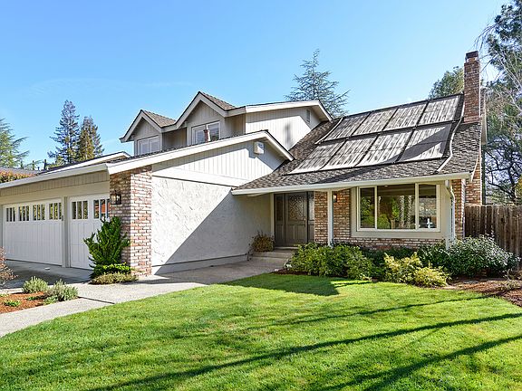 2nd image of 2734 Lavender Dr