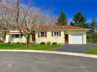 71 Moroa Dr, Rochester, NY 14622