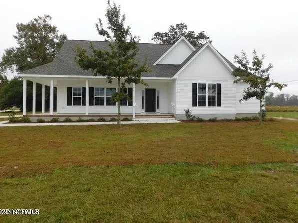801 Short Row Court, Maysville, NC 28555