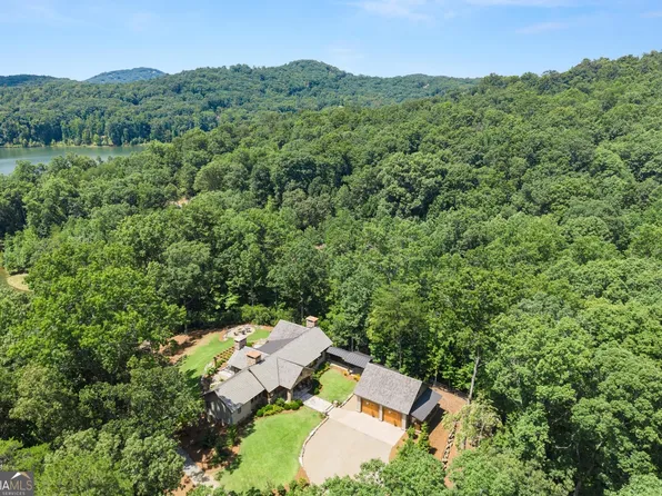 152 Mountain Streams Dr, Cleveland, GA 30528