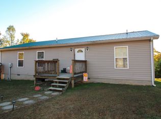 501 Terry Barker Rd, Olive Hill, KY 41164