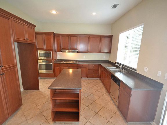 2nd image of 2217 S Mills Ave