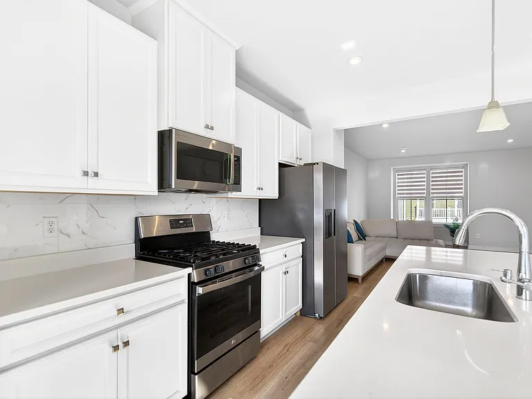 6706 Sycamore Way — Photo 12