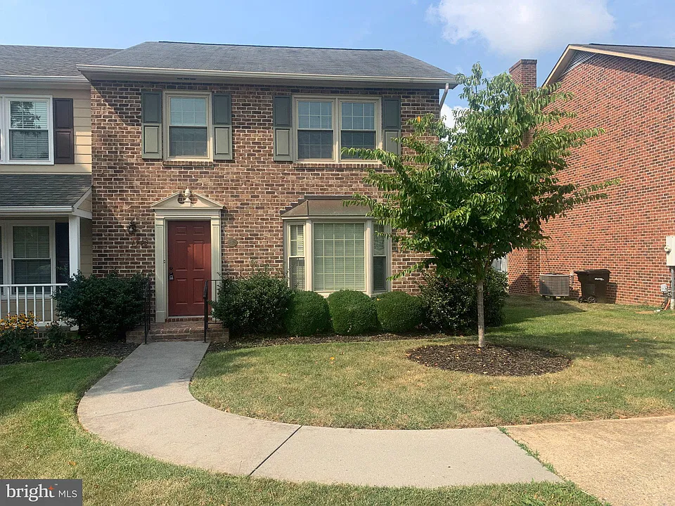 1993 Cidermill Ln