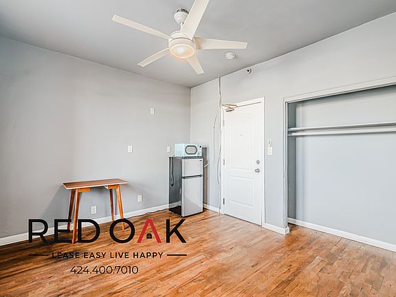 4th image of 2731 Beverly Blvd #405