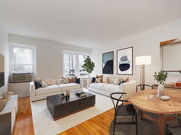 4th image of 219 E 66th St Unit 201