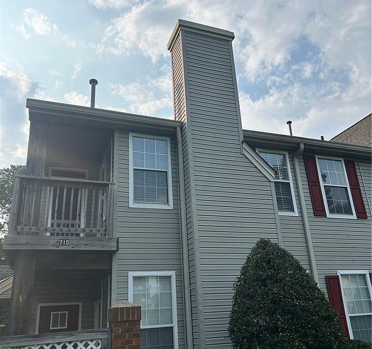 1st image of 715 Daylight Ct