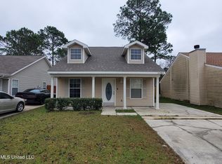 10763 E Bay Tree Dr, Gulfport, MS 39503