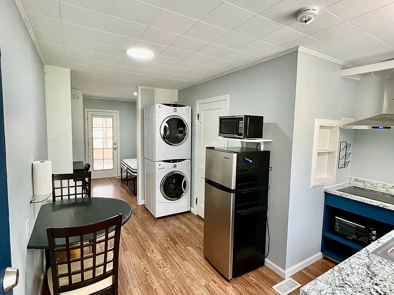 3414 Knox Ln #1 — Photo 5