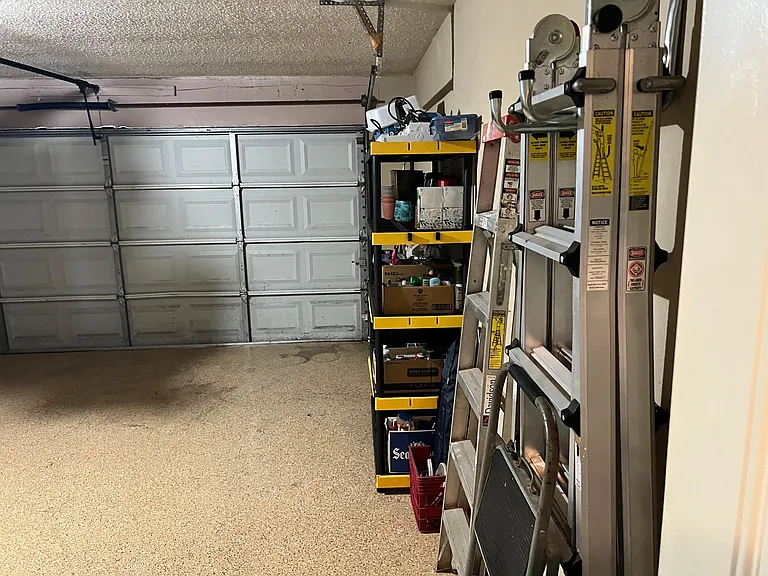 319 S Kenwood Ln #1 — Photo 17