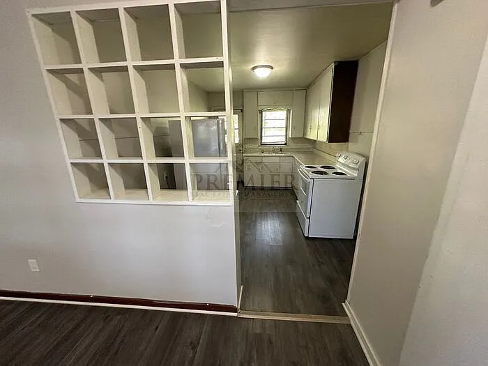 1017 S Glenwood Ave #A — Photo 5