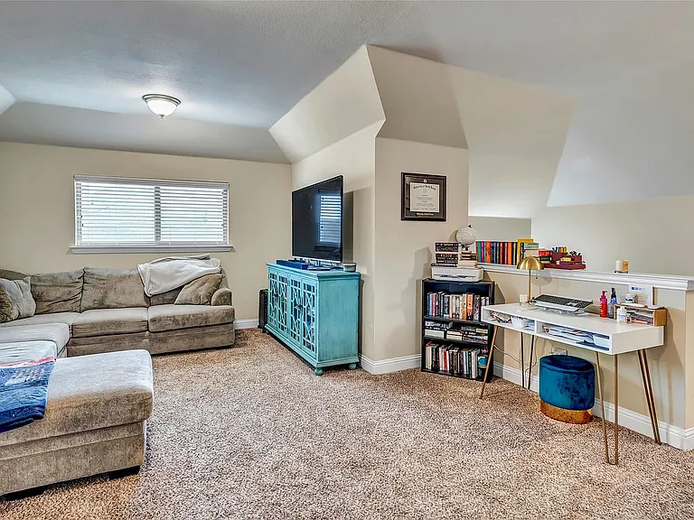 6158 Stillhouse Ln — Photo 6