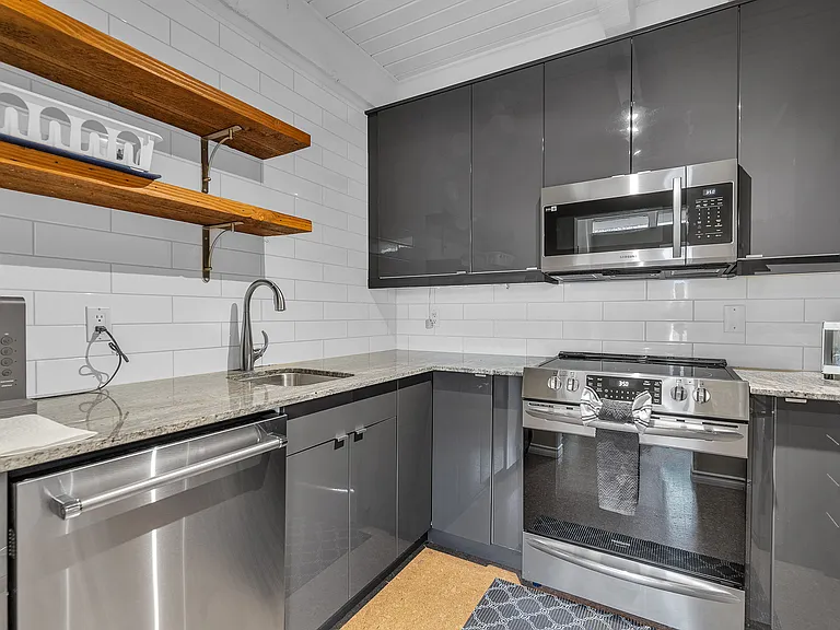 28 SW Hilton Ave NW — Photo 11