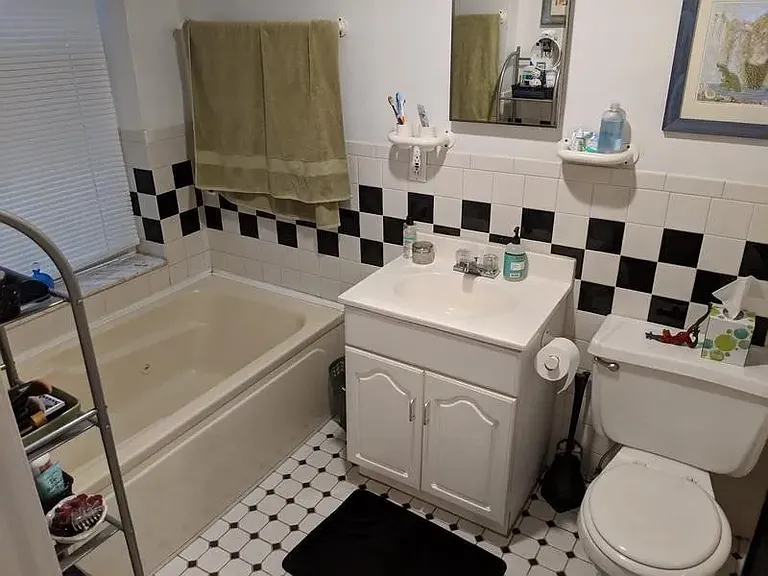 724 S 16th St #1 — Photo 11
