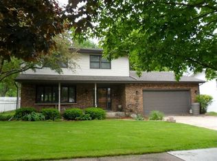 424 Cherry Hill Rd, Dyer, IN 46311