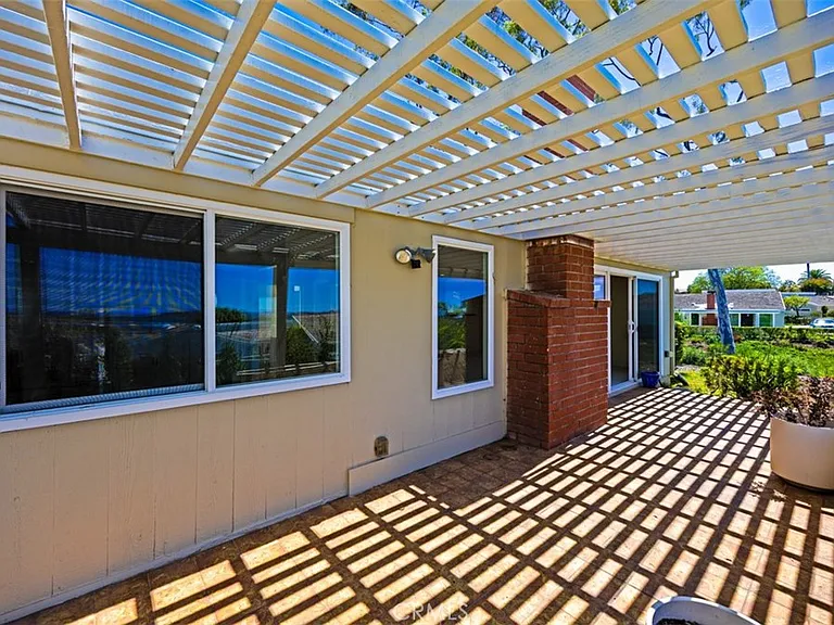 22821 Mariano Dr — Photo 48