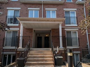 22 Laidlaw St #1229, Toronto, ON M6K 1X2