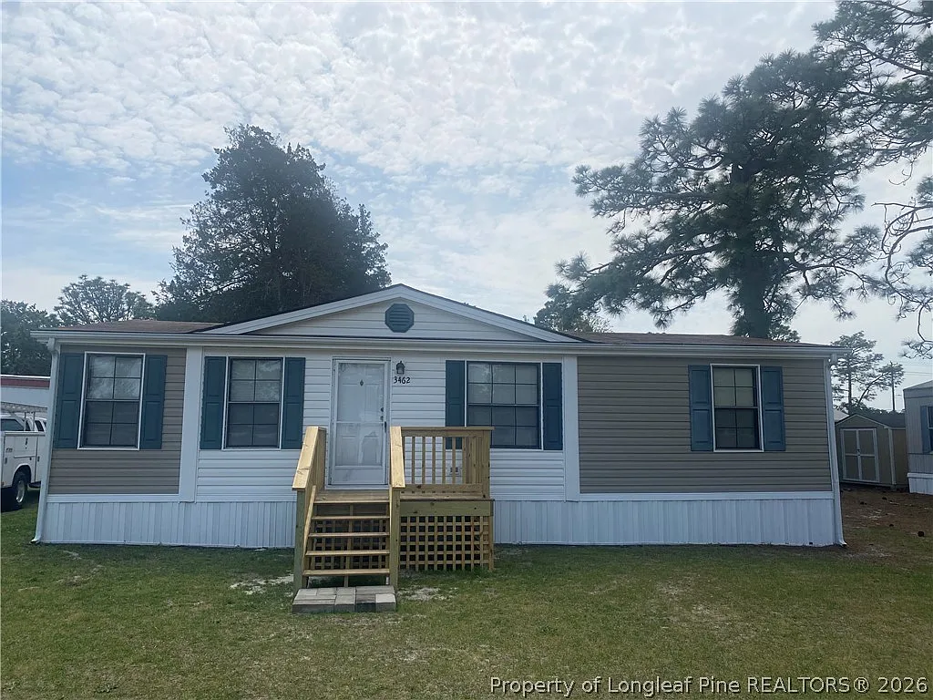 3 bed, 2.0 bath, 1120 sqft, $1,250 — Photo 1
