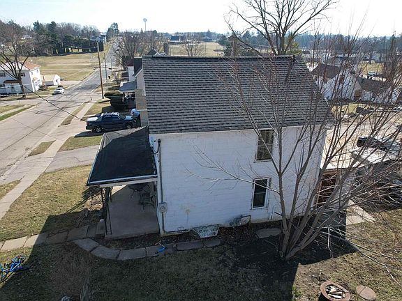 3rd image of 321 East Cherry Street