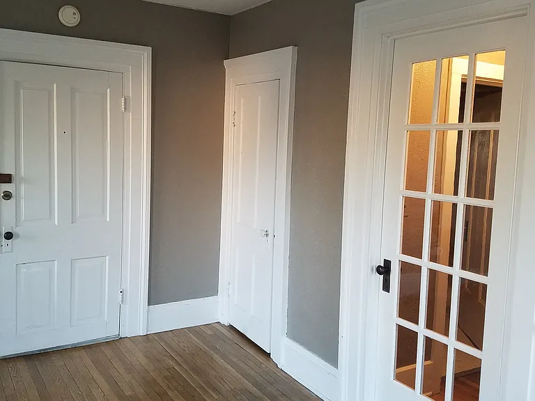 515 W Washington St #2 — Photo 3