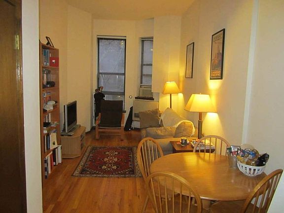 3rd image of 51 W 70th St APT 2B