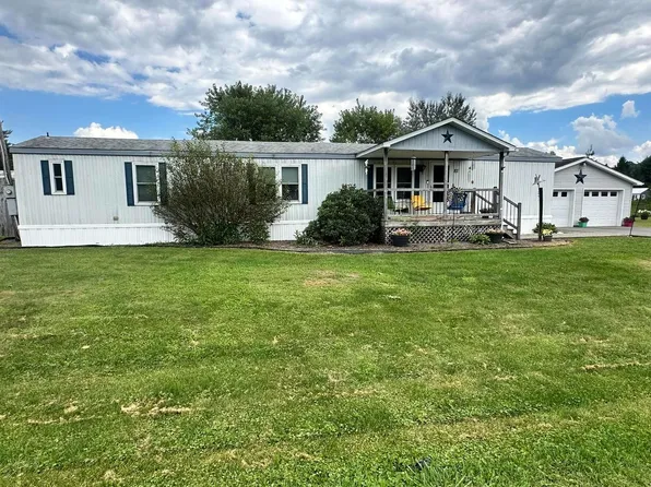 82 Allman Ave, Cowen, WV 26206