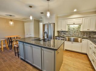 1311 Ambergate Dr, Houston, TX 77077