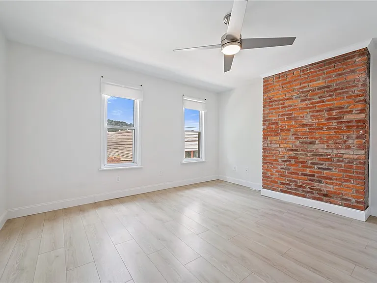 5140 Dresden Way — Photo 20