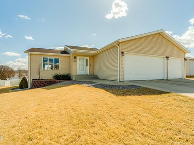4407 Tucker Ln, Bismarck, ND, 58503
