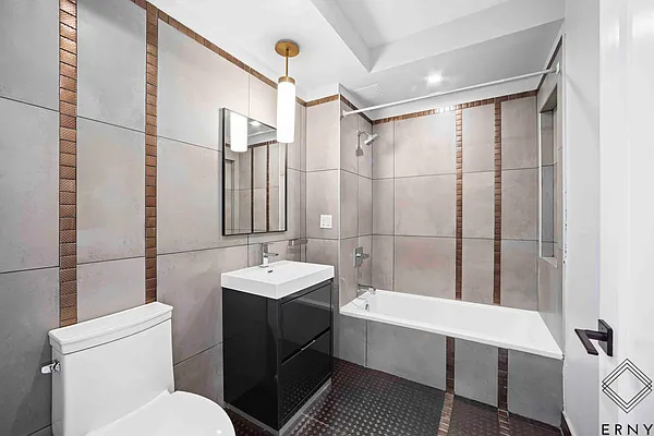 Rented by ERNY LLC | media 8