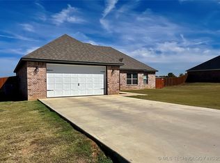 58 Moose Rd, Calera, OK 74730