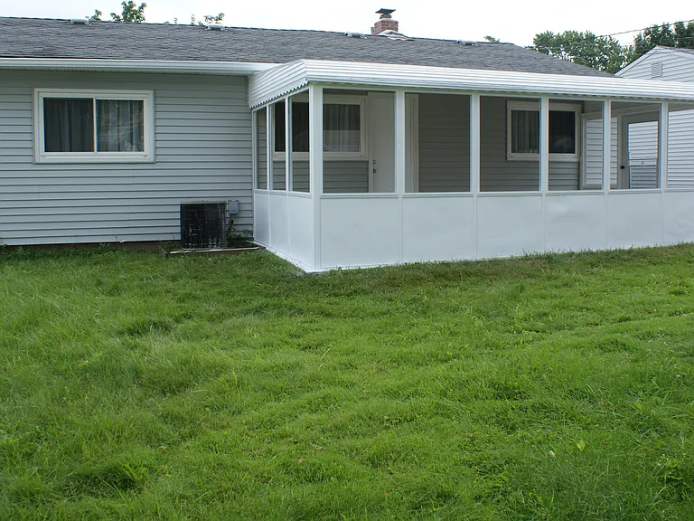 6490 Almont Dr — Photo 3