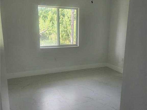 4th image of 875 Cervantes ST E