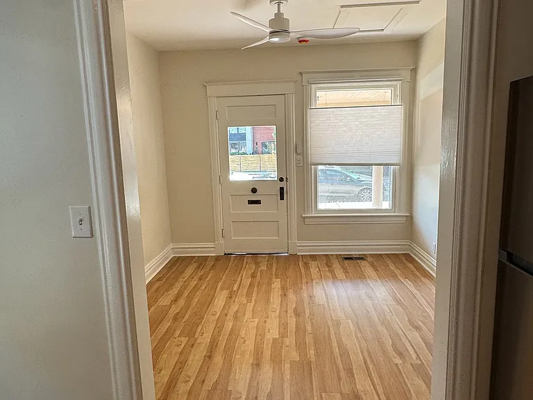 72 N Pennsylvania St — Photo 2