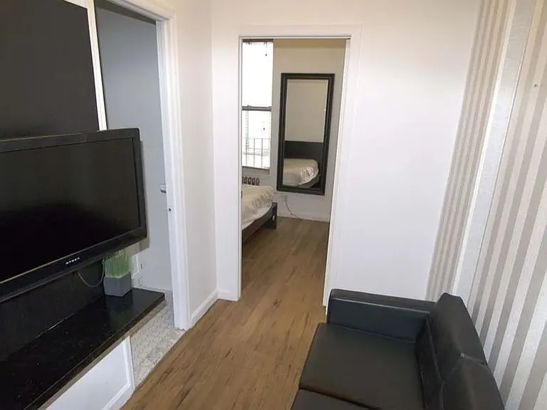 110 Mulberry St #6 — Photo 3