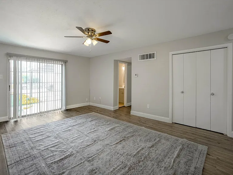 2203 Sheraton Dr — Photo 26