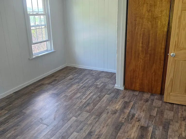 1402 Chestnut Ave — Photo 5