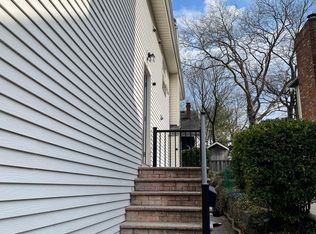 150 Ramble Rd, Staten Island, NY 10308