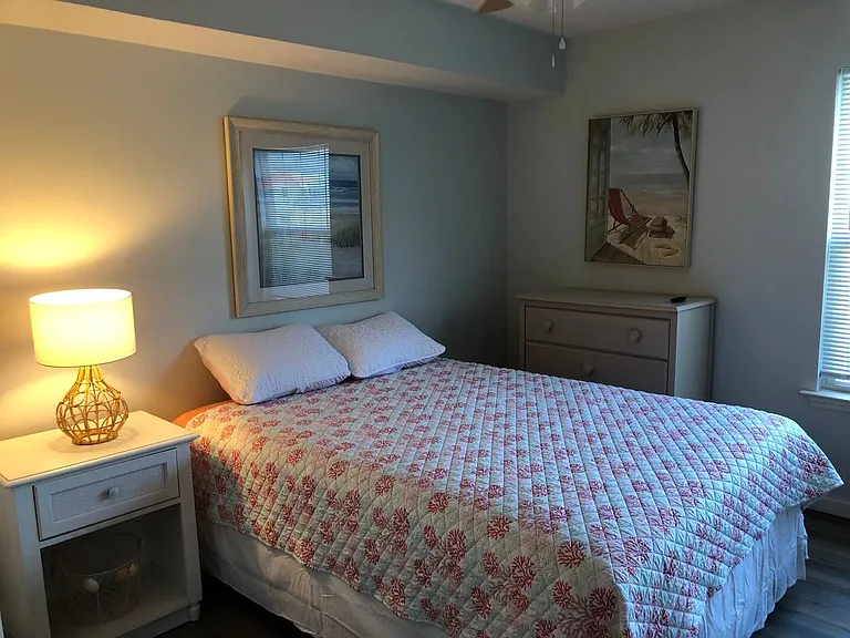 2265 Huntingdon Dr #D — Photo 2