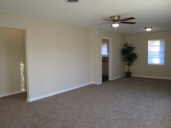 3rd image of 10922 Strayhorn Dr