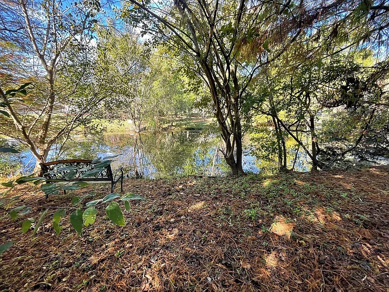 1657 Lauda Dr — Photo 22