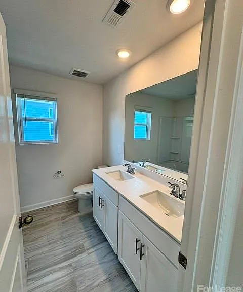 1265 30th St NE — Photo 13