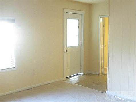 5th image of 1609 Byrne St