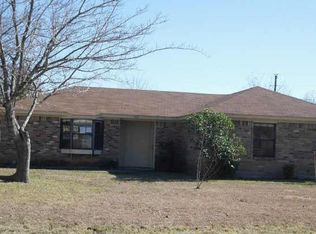 702 Rosedale Dr, Hewitt, TX 76643