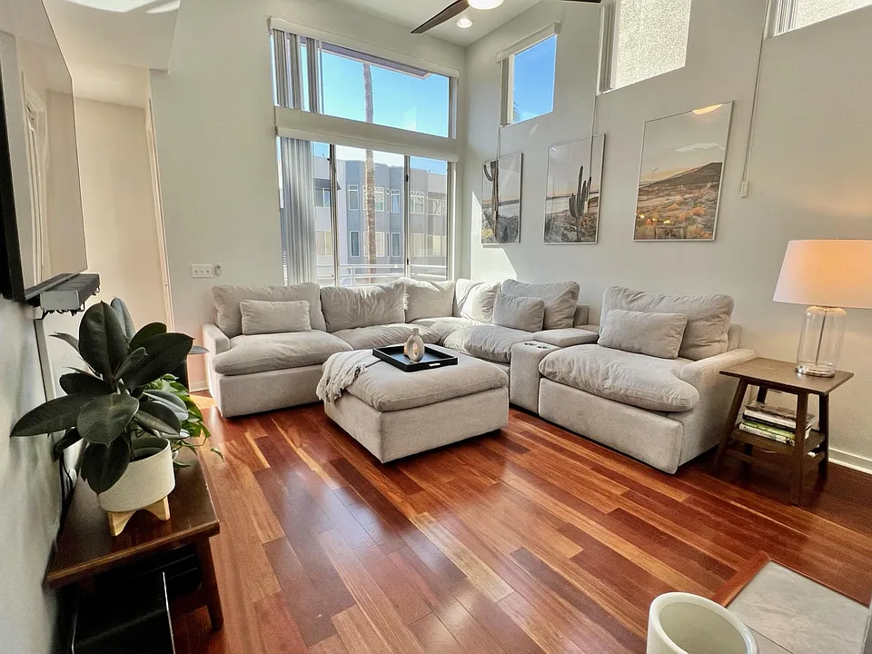 3633 N 3rd Ave #2051