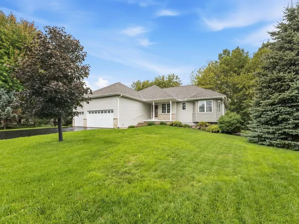 22048 Elston Ave, Forest Lake, MN 55025