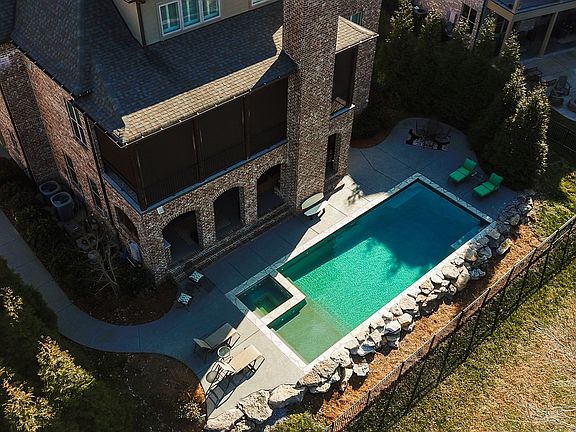 5th image of 1429 Boardwalk Pl