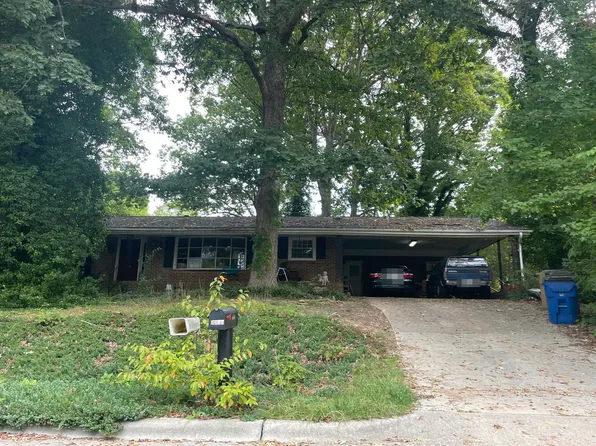 8604 Greenway St, Raleigh, NC 27615